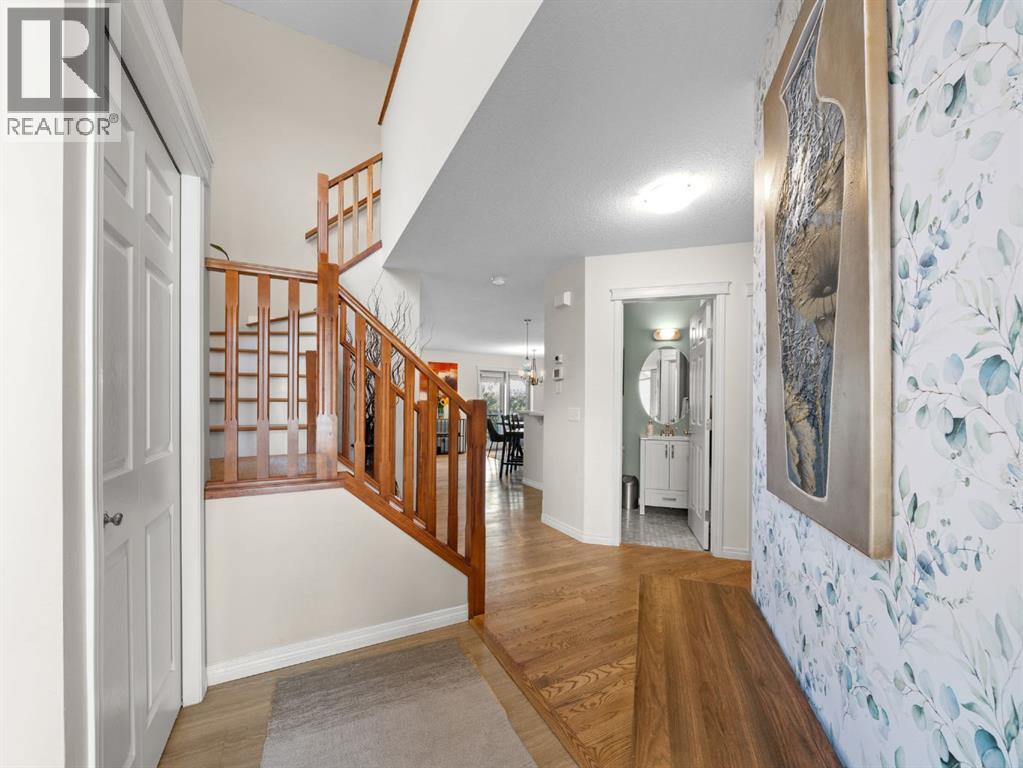 Single Family House for Sale in  Evansbrooke Way NW Evanston Calgary 