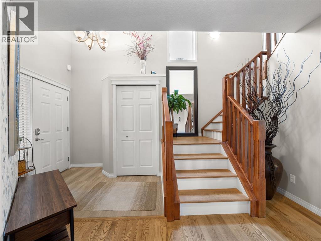 Single Family House for Sale in  Evansbrooke Way NW Evanston Calgary 