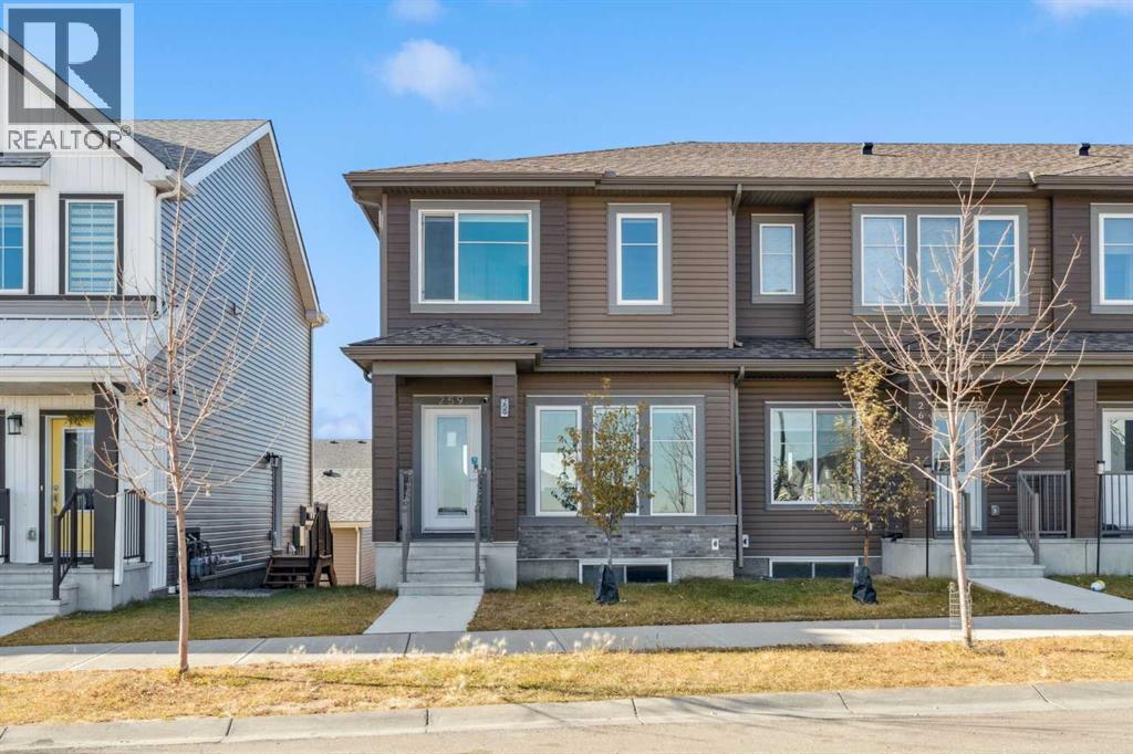 Single Family House for Sale in  Lucas Boulevard NW Livingston Calgary 