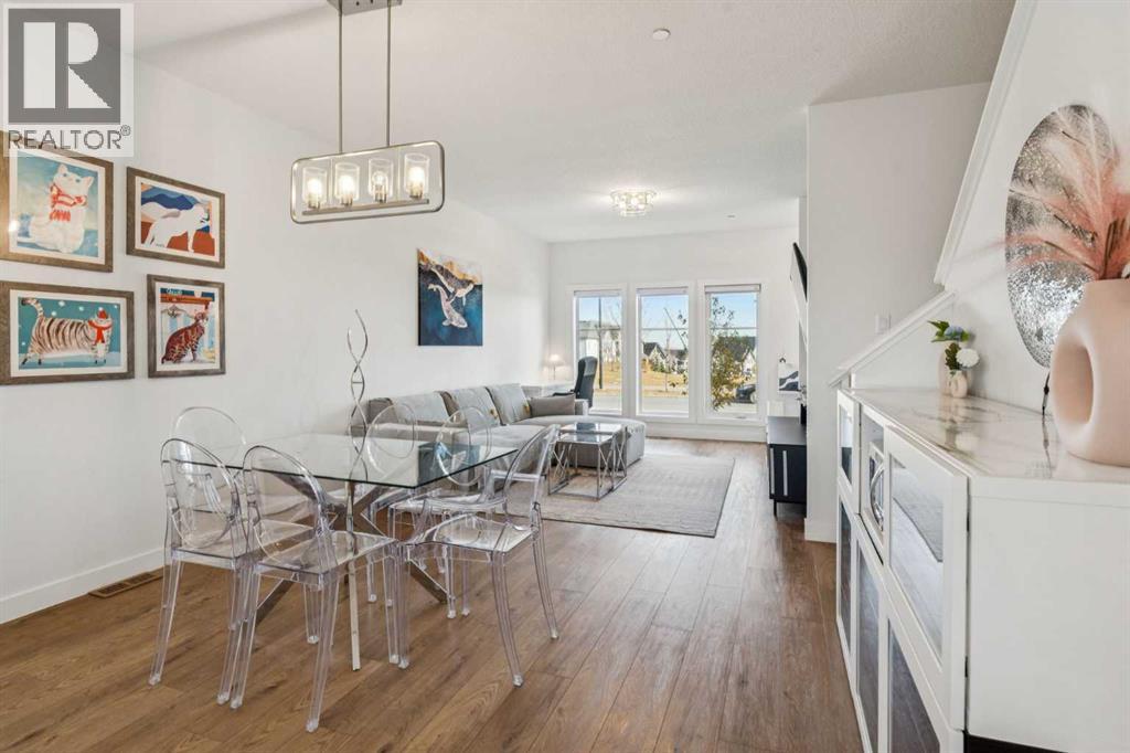 Single Family House for Sale in  Lucas Boulevard NW Livingston Calgary 