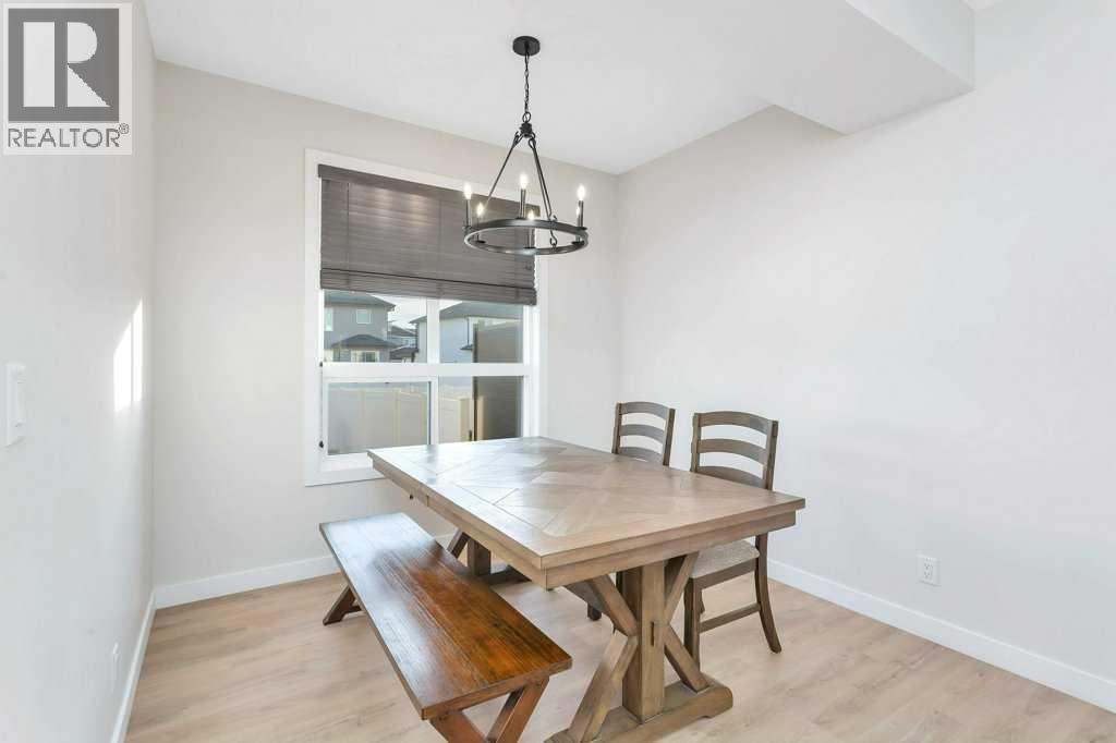 Single Family House for Sale in  Evergreen Way Evergreen Red Deer 