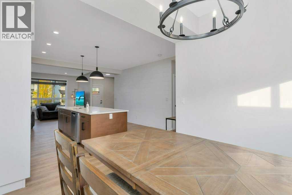 Single Family House for Sale in  Evergreen Way Evergreen Red Deer 