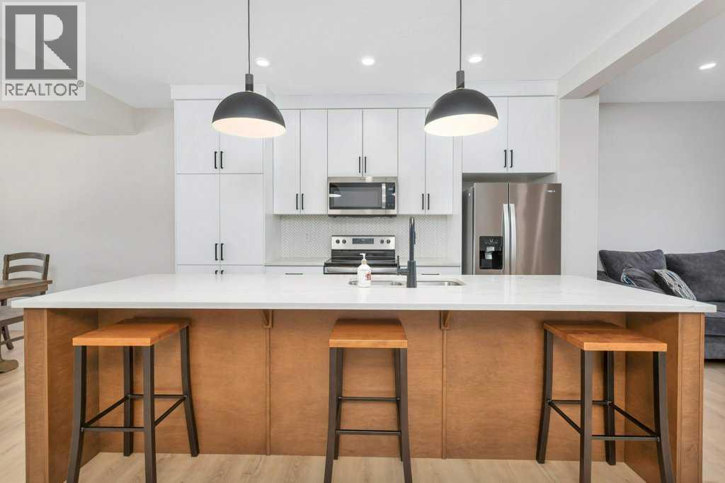 Single Family House for Sale in  Evergreen Way Evergreen Red Deer 