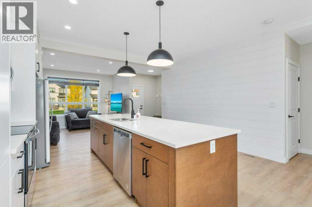 Single Family House for Sale in  Evergreen Way Evergreen Red Deer 