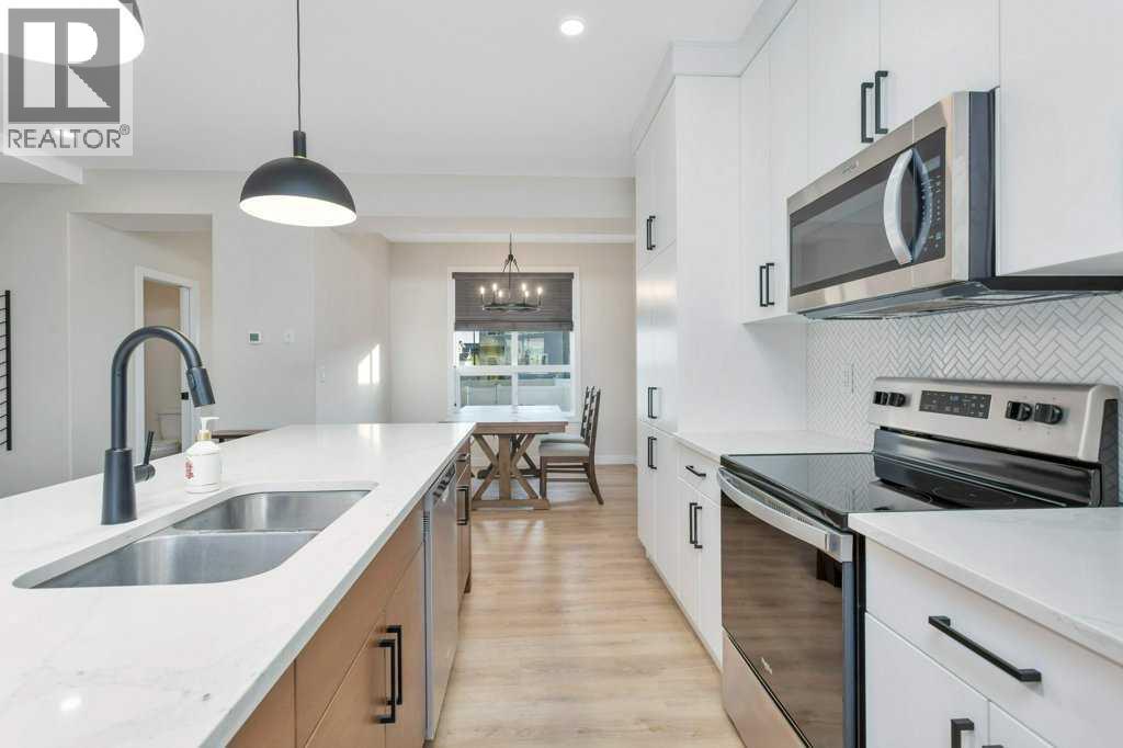 Single Family House for Sale in  Evergreen Way Evergreen Red Deer 