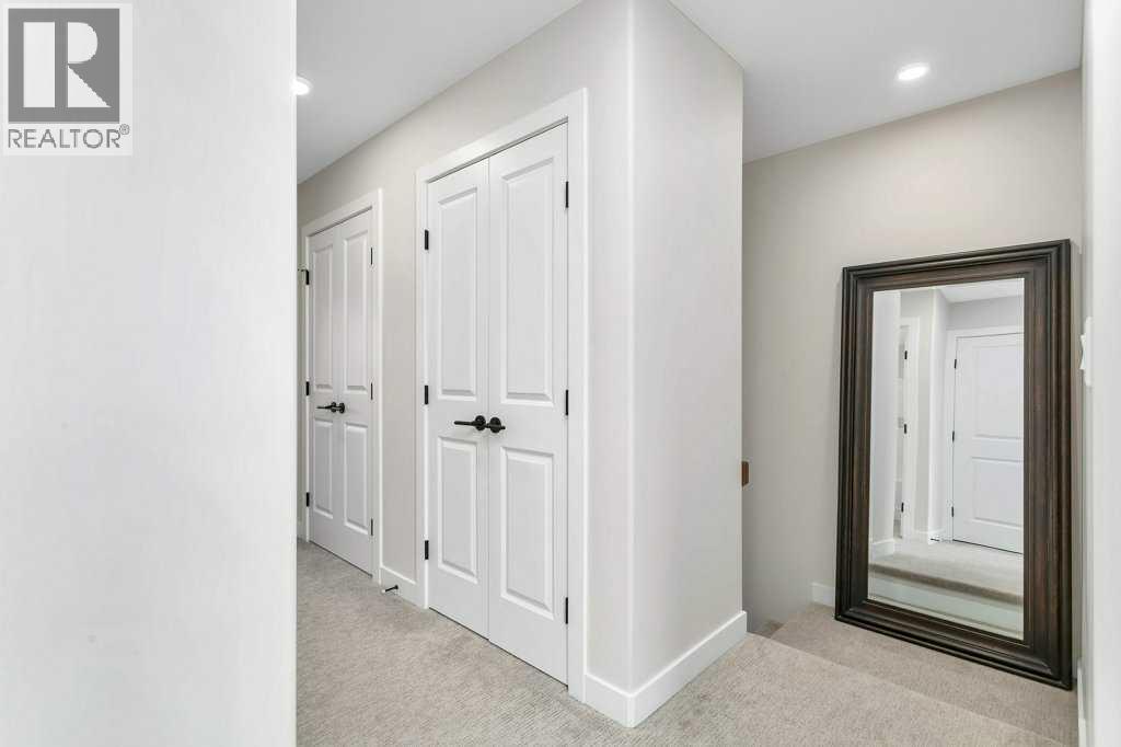 Single Family House for Sale in  Evergreen Way Evergreen Red Deer 