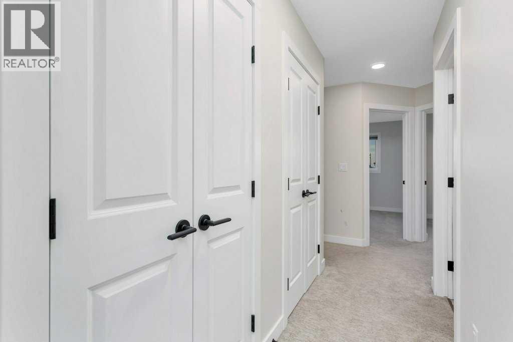 Single Family House for Sale in  Evergreen Way Evergreen Red Deer 