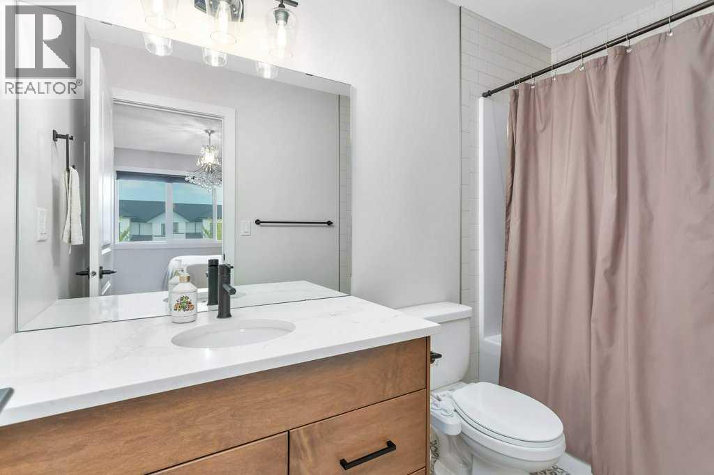 Single Family House for Sale in  Evergreen Way Evergreen Red Deer 