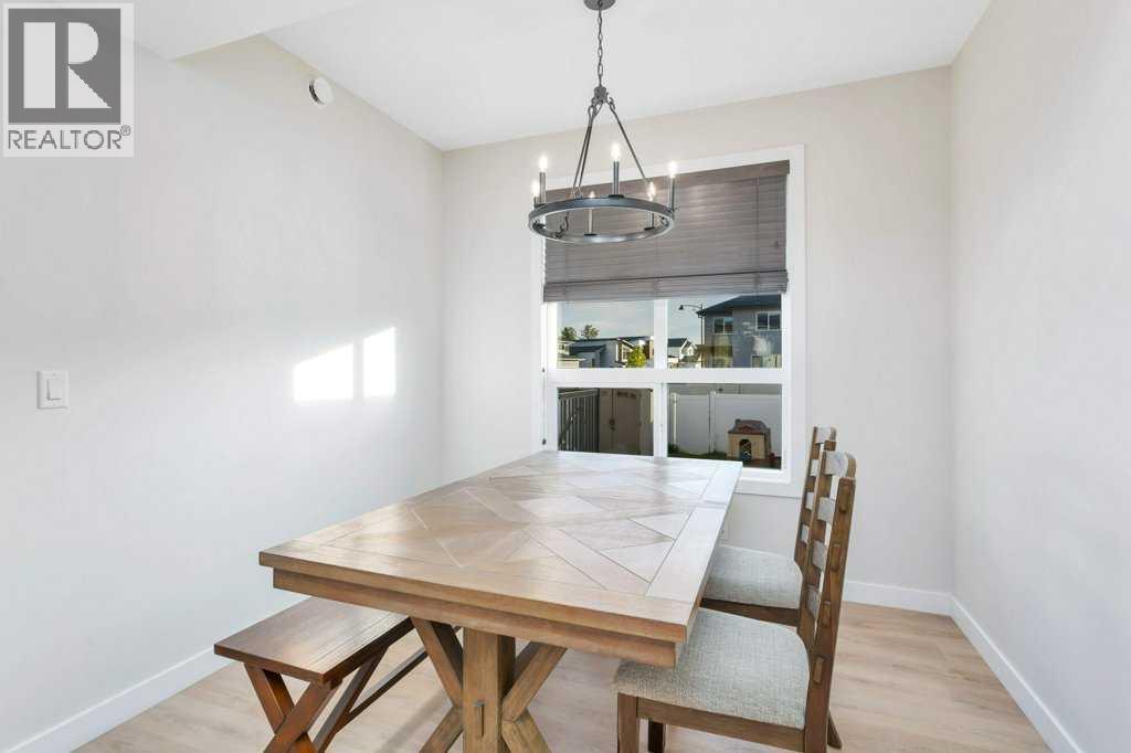 Single Family House for Sale in  Evergreen Way Evergreen Red Deer 