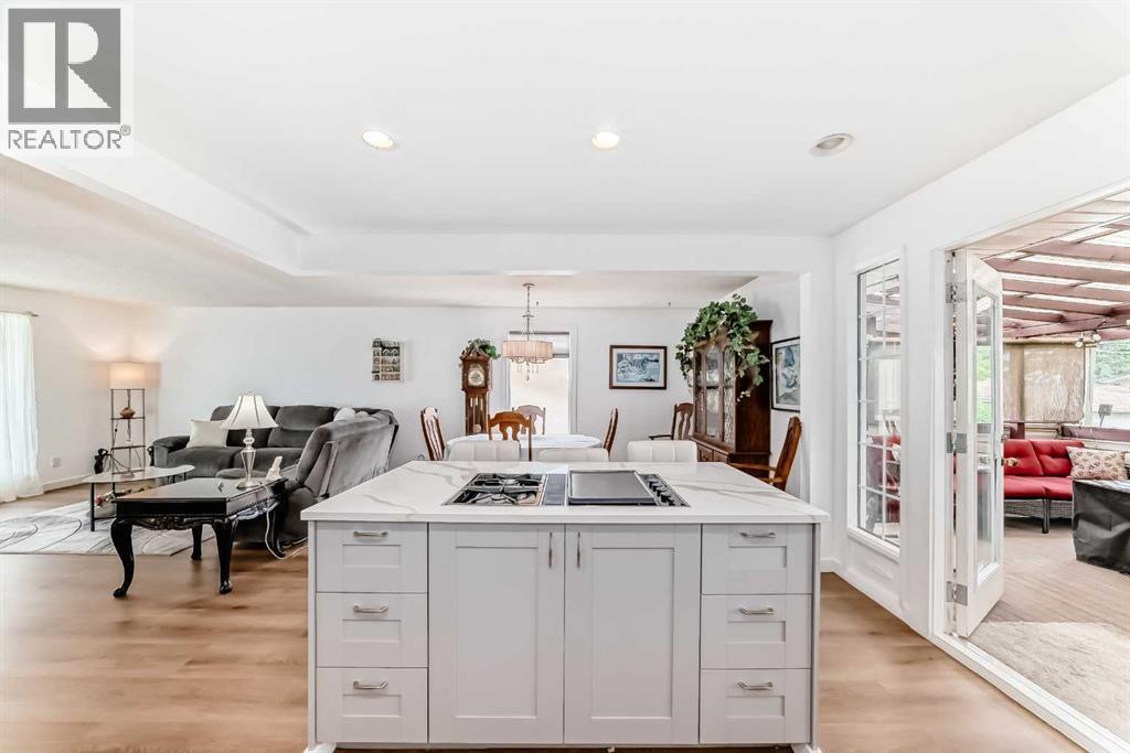 Single Family House Bi-level for Sale in  Pensville Road SE Penbrooke Meadows Calgary 