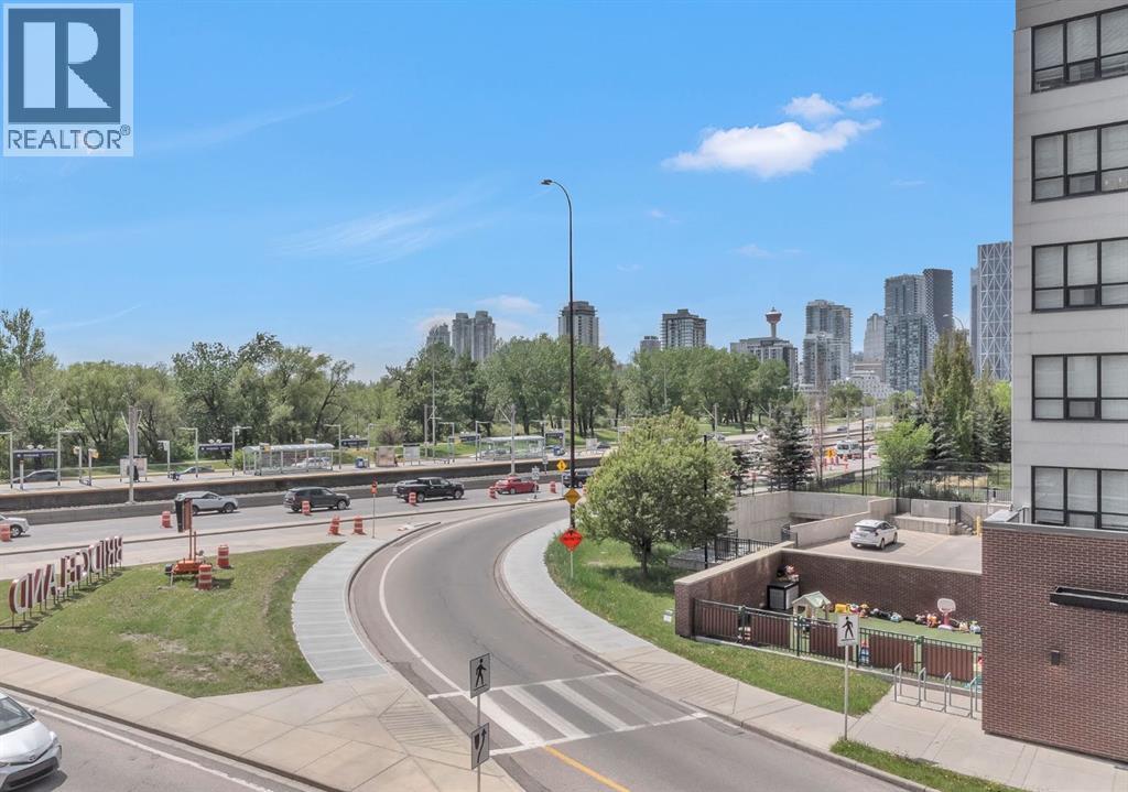 Single Family House for Sale in    Street NE Bridgeland/Riverside Calgary 