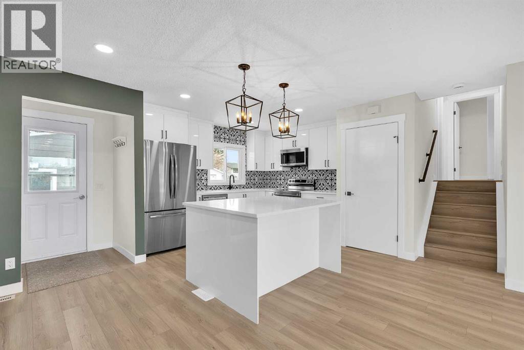 Single Family House 4 Level for Sale in   Street SE Penbrooke Meadows Calgary 