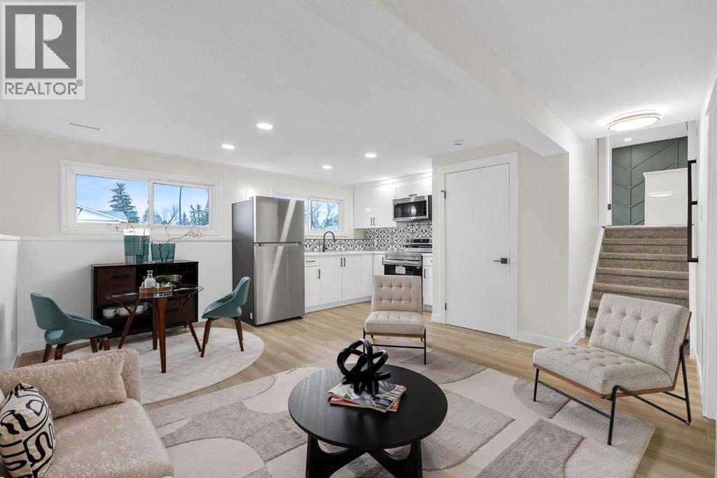 Single Family House 4 Level for Sale in   Street SE Penbrooke Meadows Calgary 