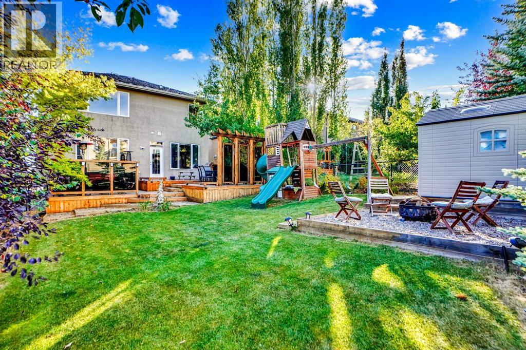 Single Family House for Sale in  Royal Ridge Manor NW Royal Oak Calgary 