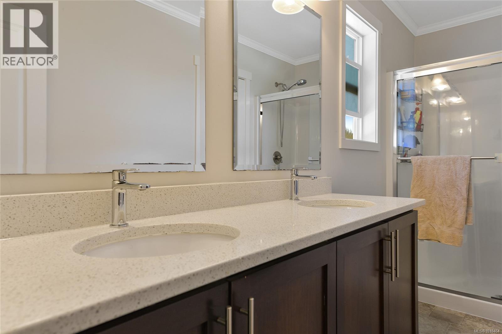  17 Saanich Ridge Drive, Central Saanich