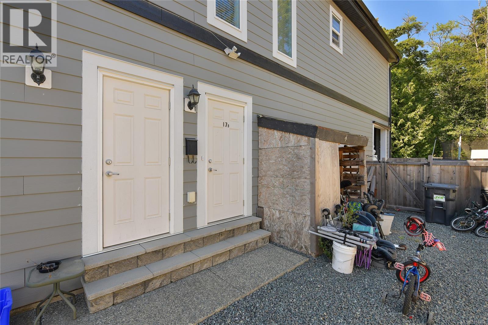  17 Saanich Ridge Drive, Central Saanich