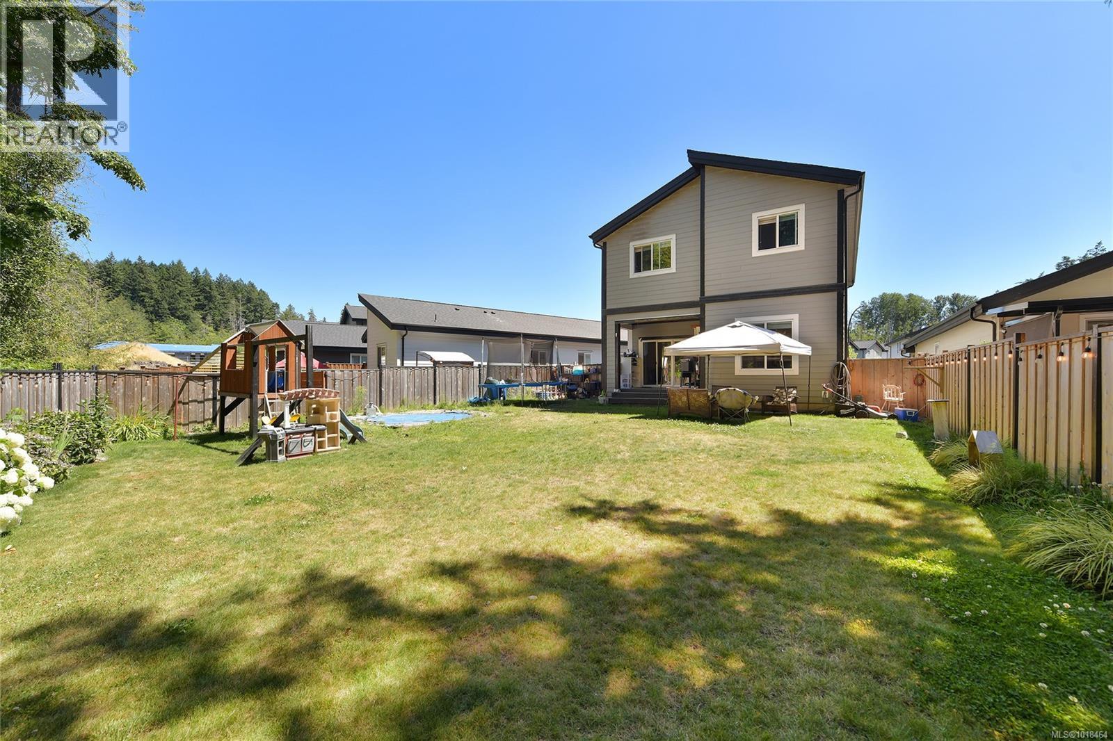  17 Saanich Ridge Drive, Central Saanich