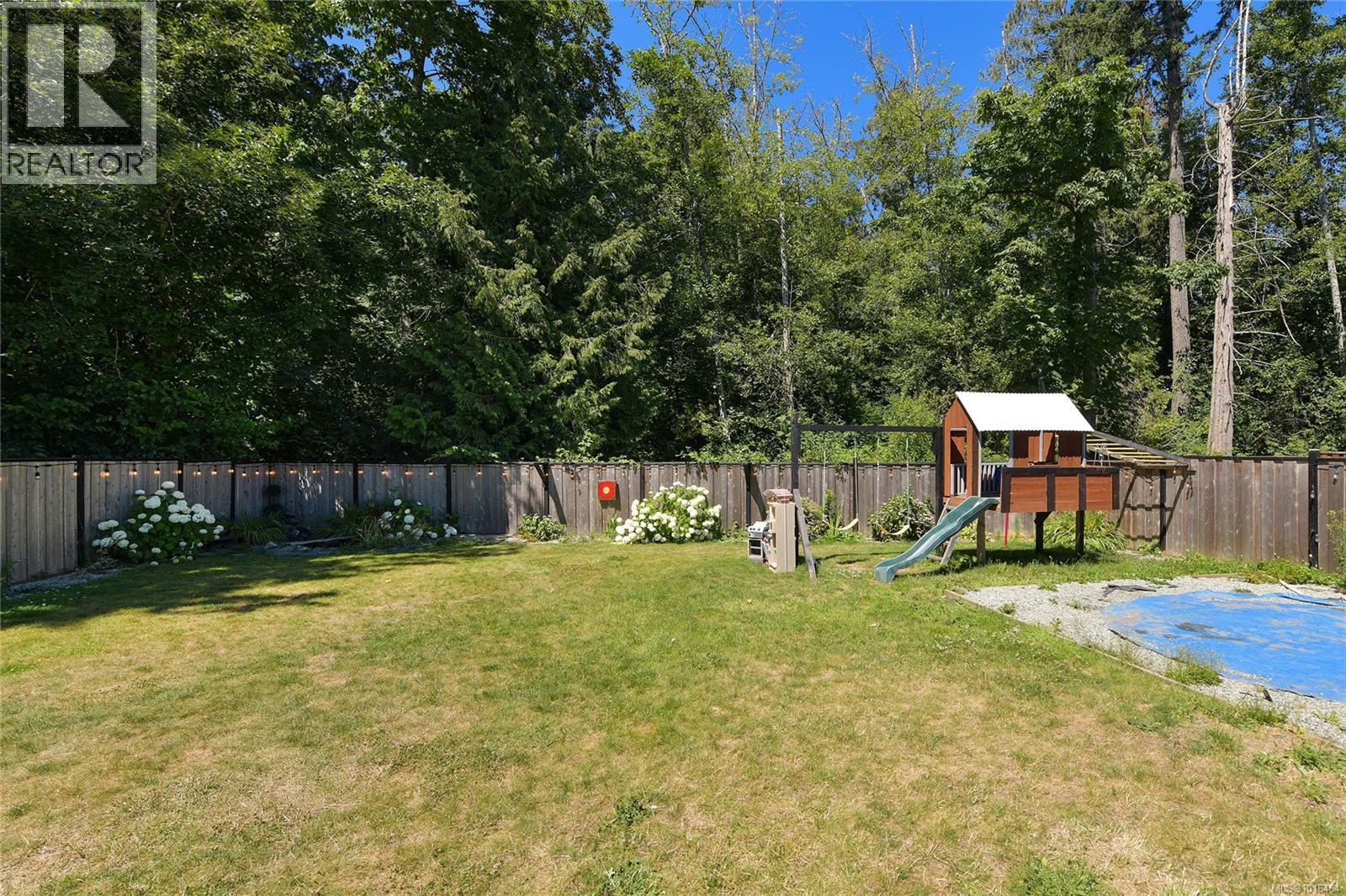  17 Saanich Ridge Drive, Central Saanich