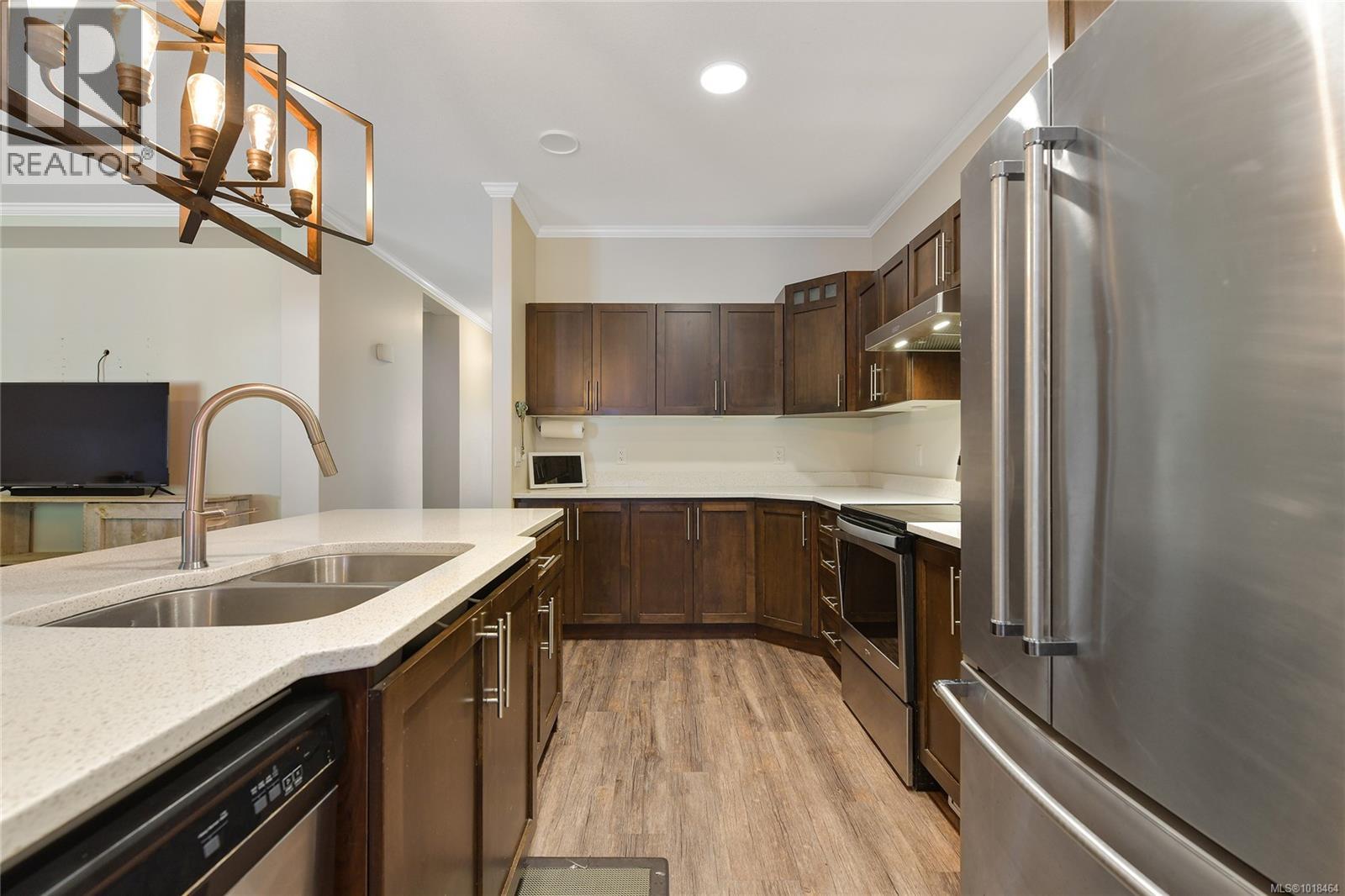  17 Saanich Ridge Drive, Central Saanich