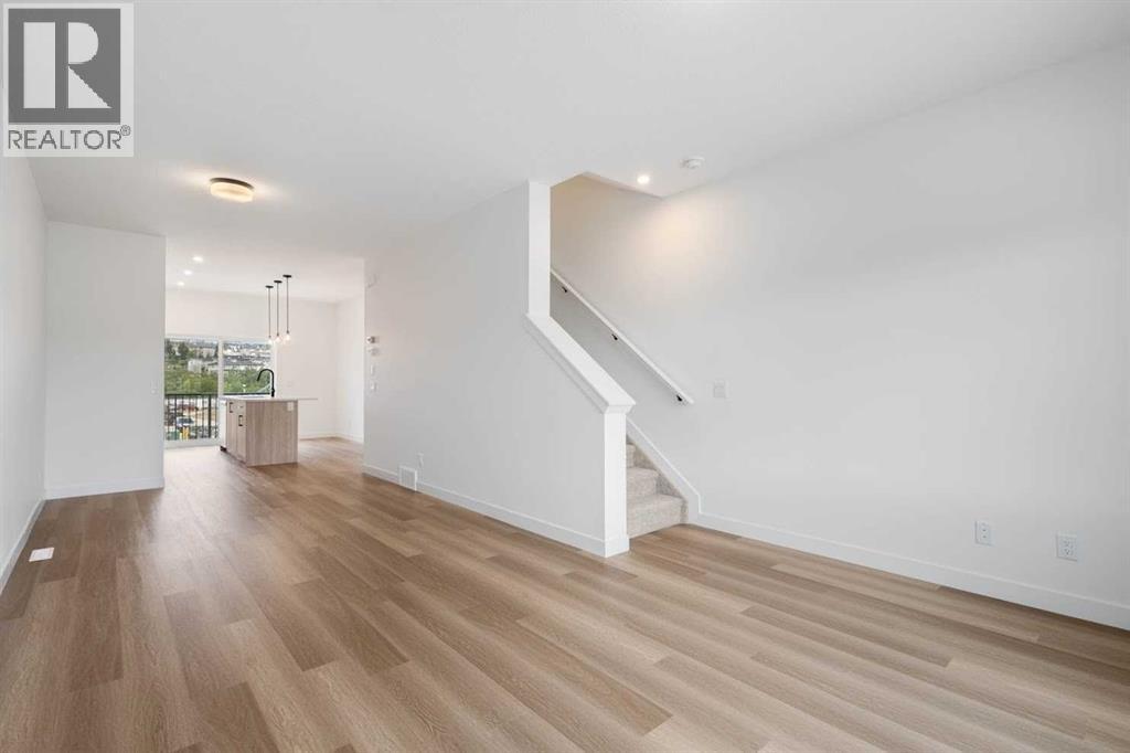 Single Family House for Sale in  st Street SW Springbank Hill Calgary 