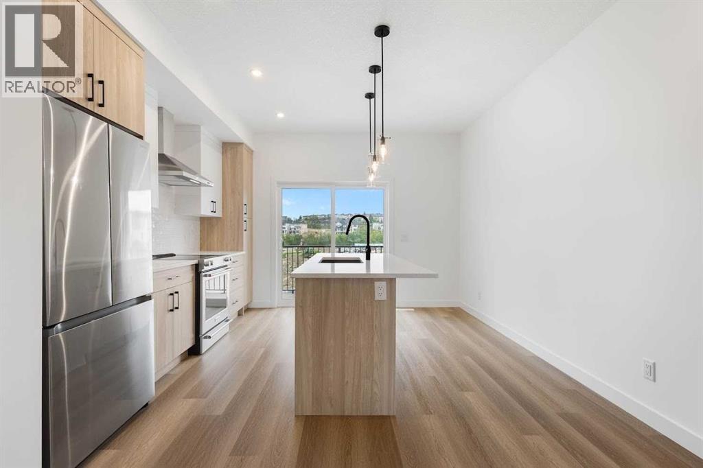 Single Family House for Sale in  st Street SW Springbank Hill Calgary 