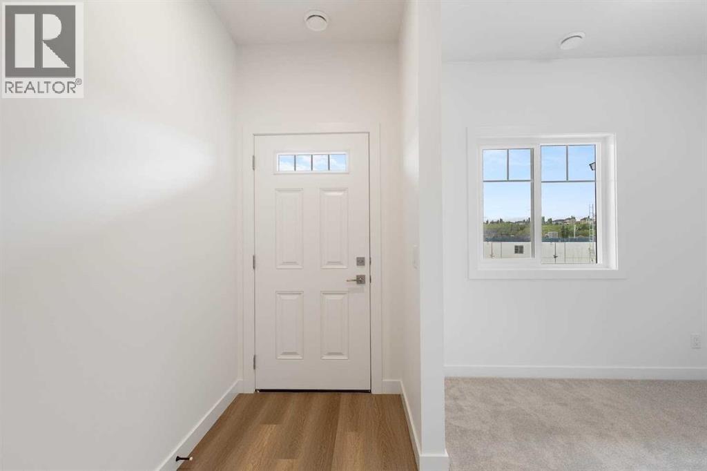 Single Family House for Sale in  st Street SW Springbank Hill Calgary 