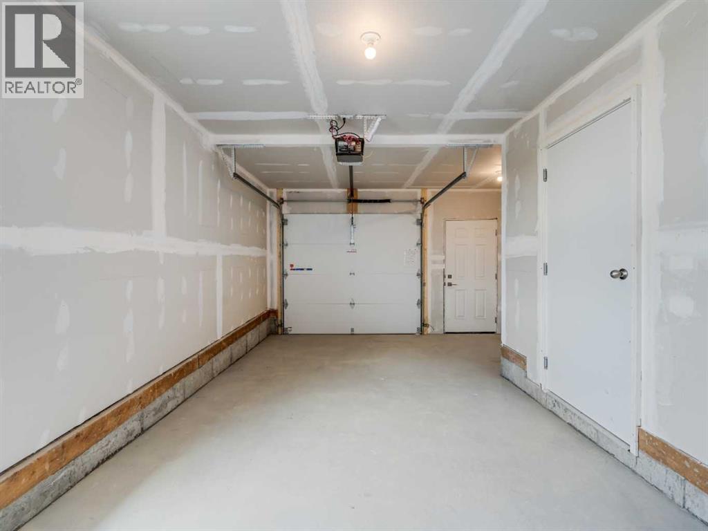 Single Family House for Sale in  st Street SW Springbank Hill Calgary 