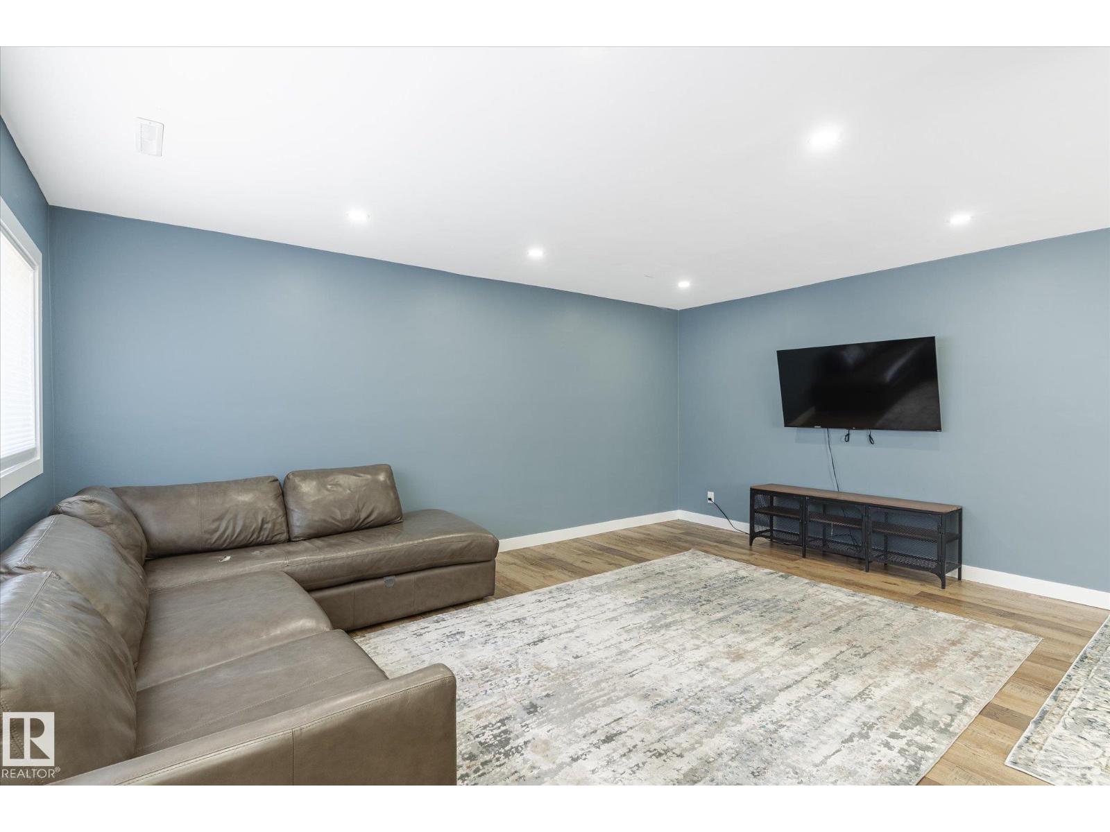 Single Family House Raised bungalow for Sale in  &   ST NW Edmonton 