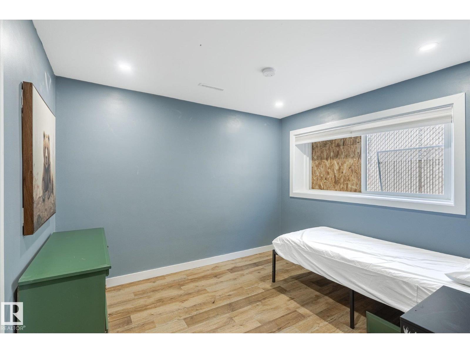 Single Family House Raised bungalow for Sale in  &   ST NW Edmonton 