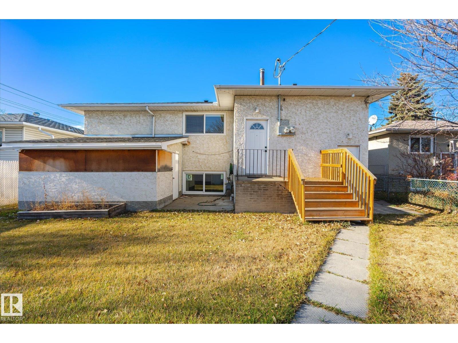 Single Family House Raised bungalow for Sale in  &   ST NW Edmonton 
