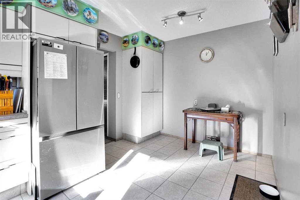 Single Family House Bungalow for Sale in  Sackville Drive SW Southwood Calgary 