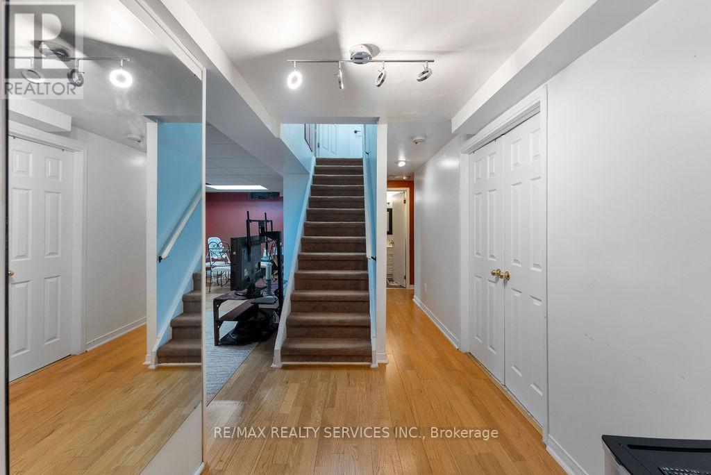 Single Family House for Sale in  NUTTALL STREET Brampton (Westgate) 