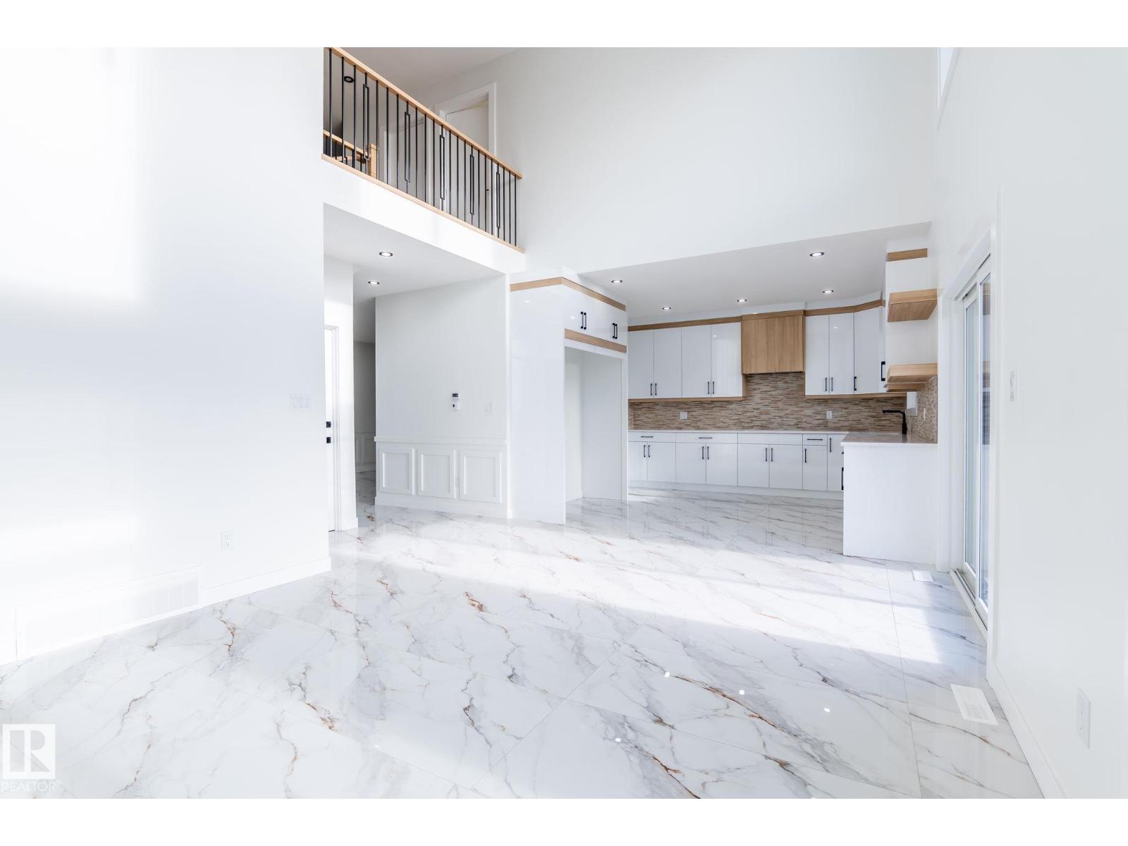 2005 154 AV NW, Edmonton