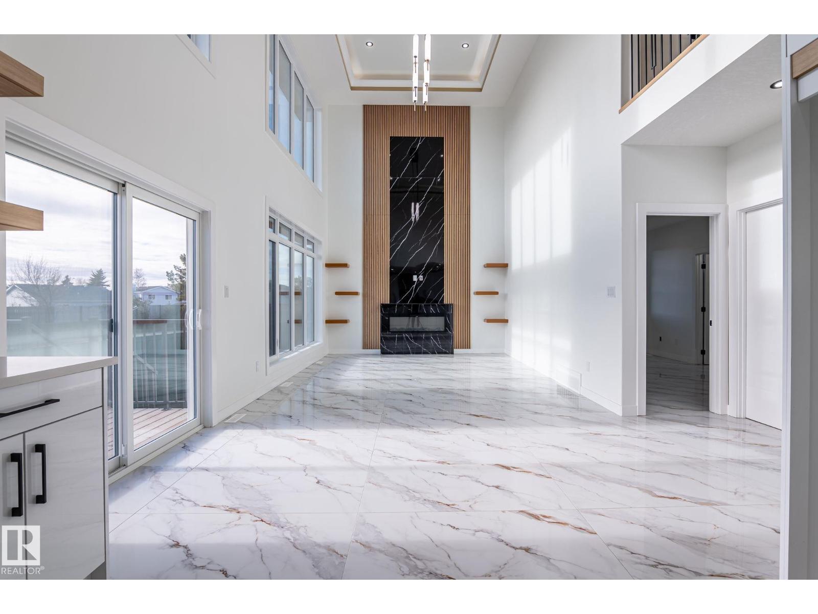 2005 154 AV NW, Edmonton