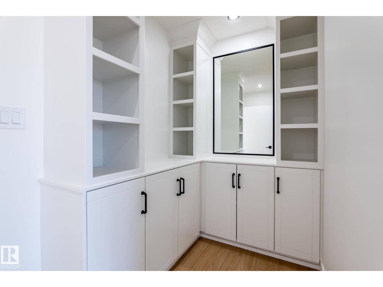 2005 154 AV NW, Edmonton