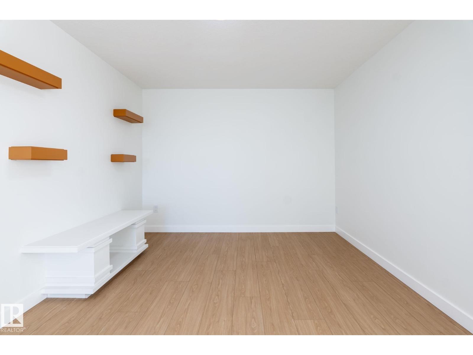 2005 154 AV NW, Edmonton