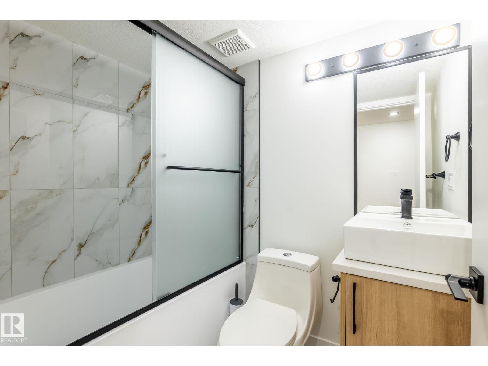 2005 154 AV NW, Edmonton