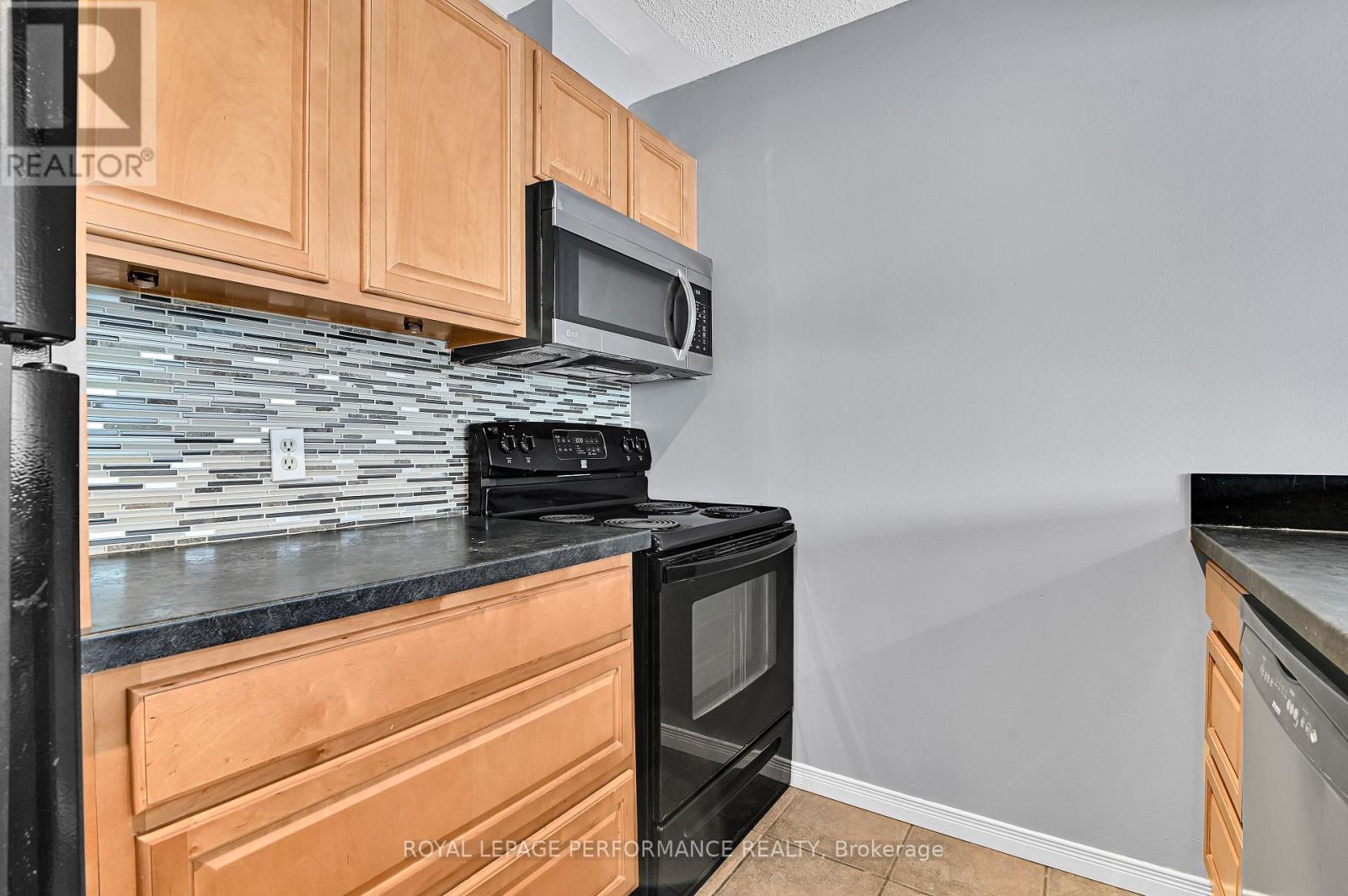 Kitchen w/prep space beside stove