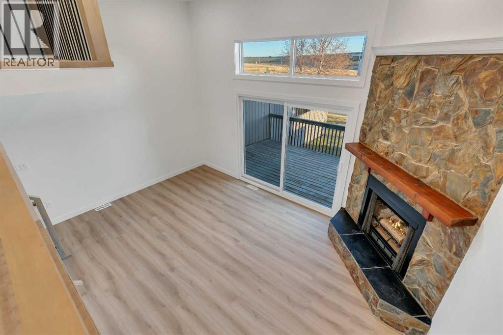 Single Family House 4 Level for Sale in   Glamis Drive SW Glamorgan Calgary 