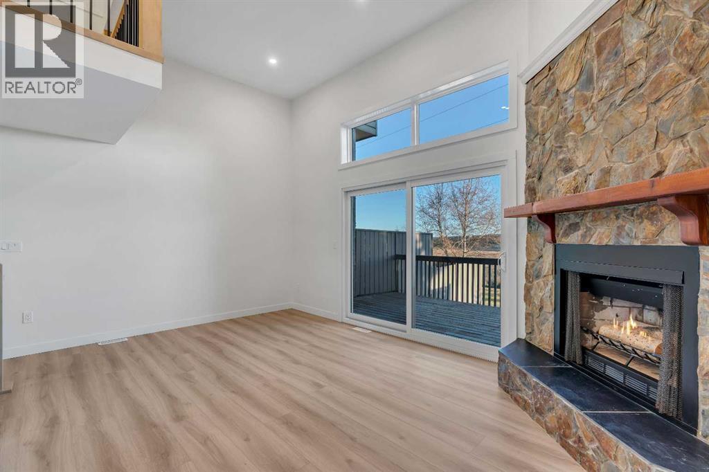 Single Family House 4 Level for Sale in   Glamis Drive SW Glamorgan Calgary 