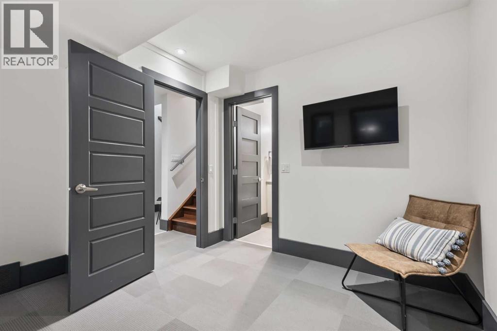 Single Family House for Sale in   Street SW Bankview Calgary 