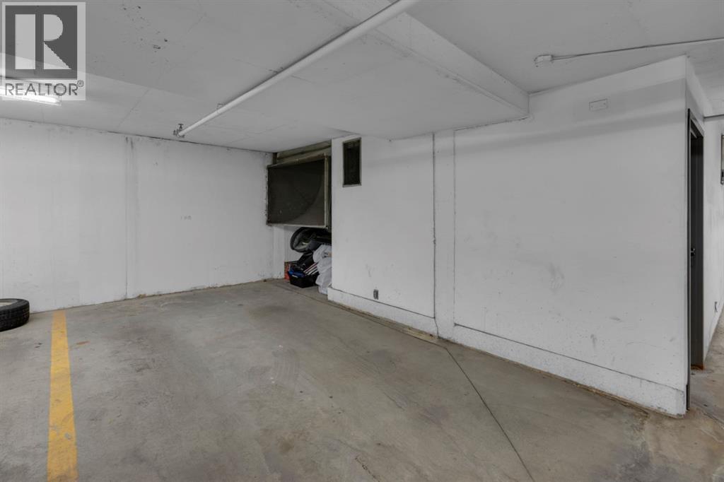 Single Family House for Sale in   A Street NW Sunnyside Calgary 