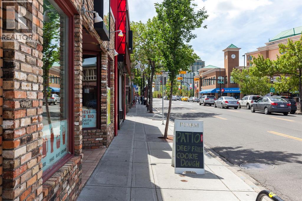 Single Family House for Sale in   A Street NW Sunnyside Calgary 