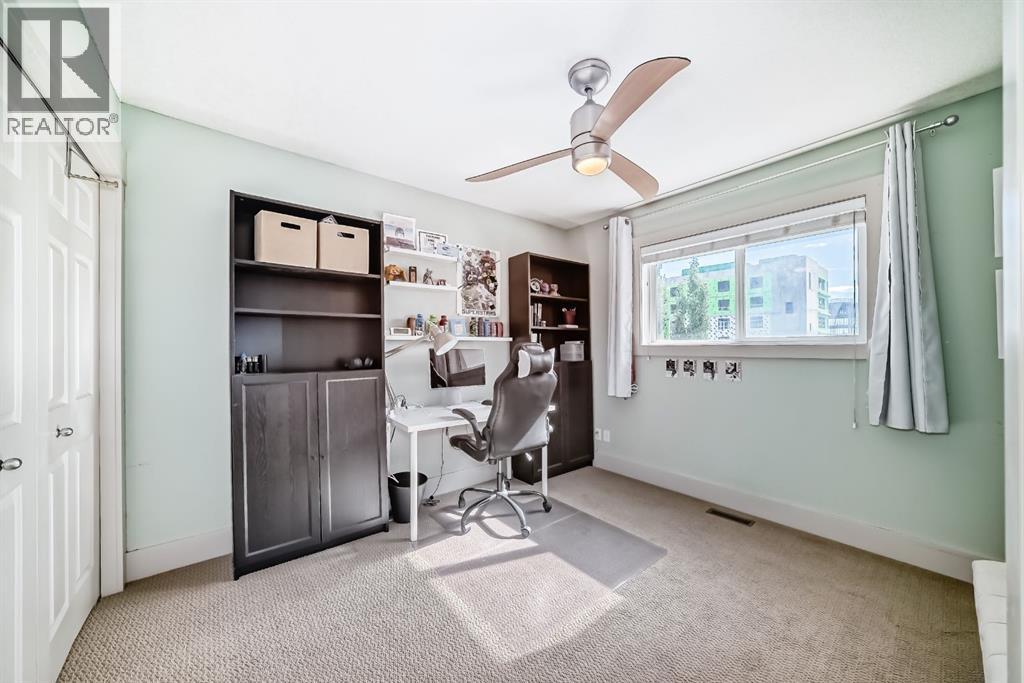 Single Family House for Sale in  St Moritz Terrace SW Springbank Hill Calgary 