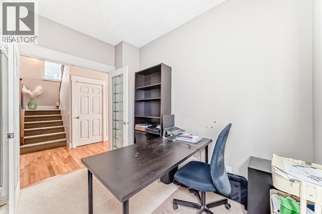 Single Family House for Sale in  St Moritz Terrace SW Springbank Hill Calgary 