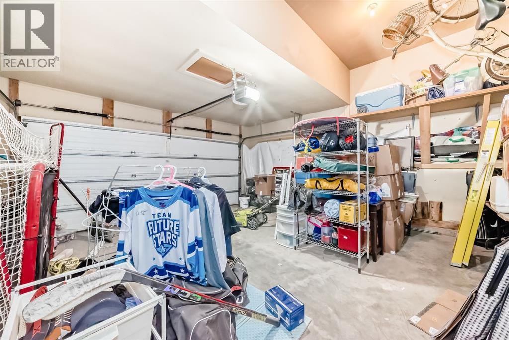 Single Family House for Sale in  St Moritz Terrace SW Springbank Hill Calgary 