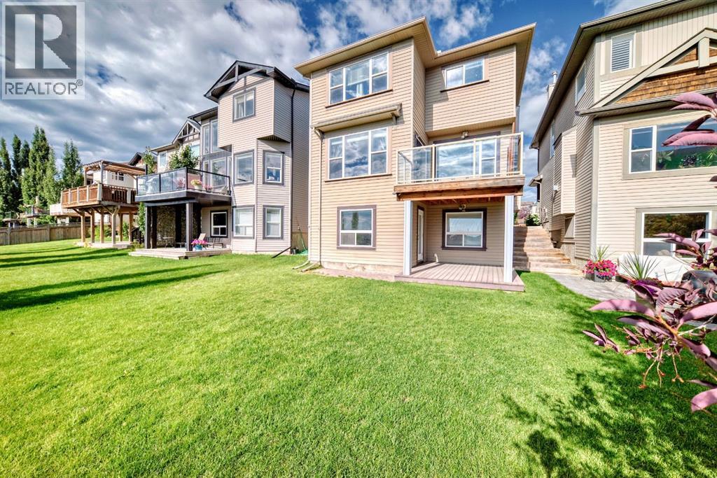 Single Family House for Sale in  St Moritz Terrace SW Springbank Hill Calgary 