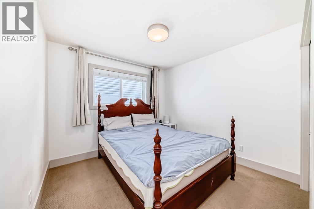 Single Family House for Sale in  St Moritz Terrace SW Springbank Hill Calgary 