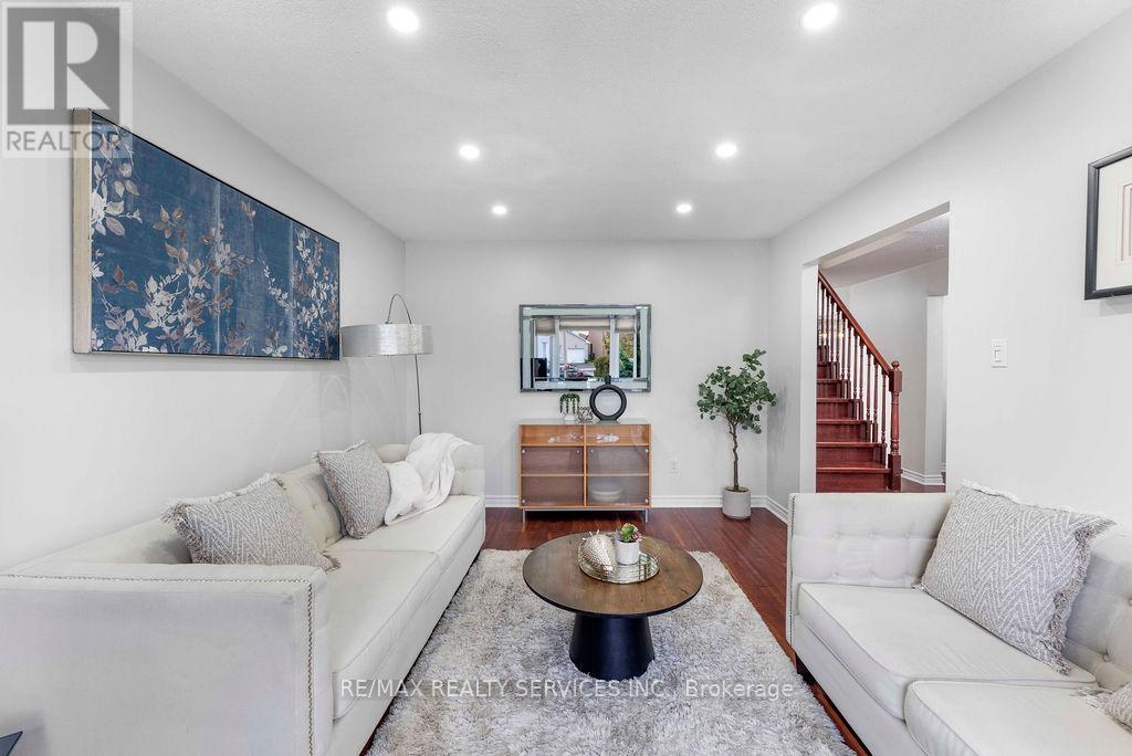 Single Family House for Sale in  NUTTALL STREET Brampton (Westgate) 