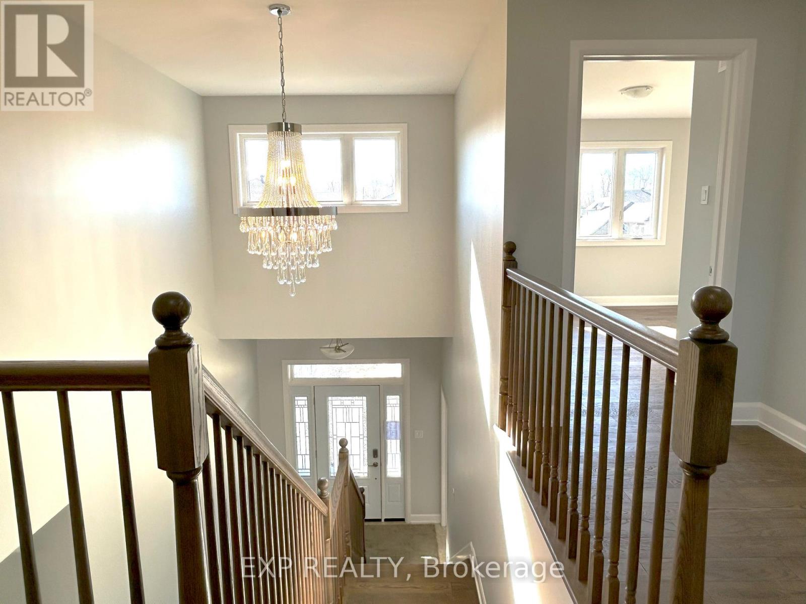 photos are of a similar model